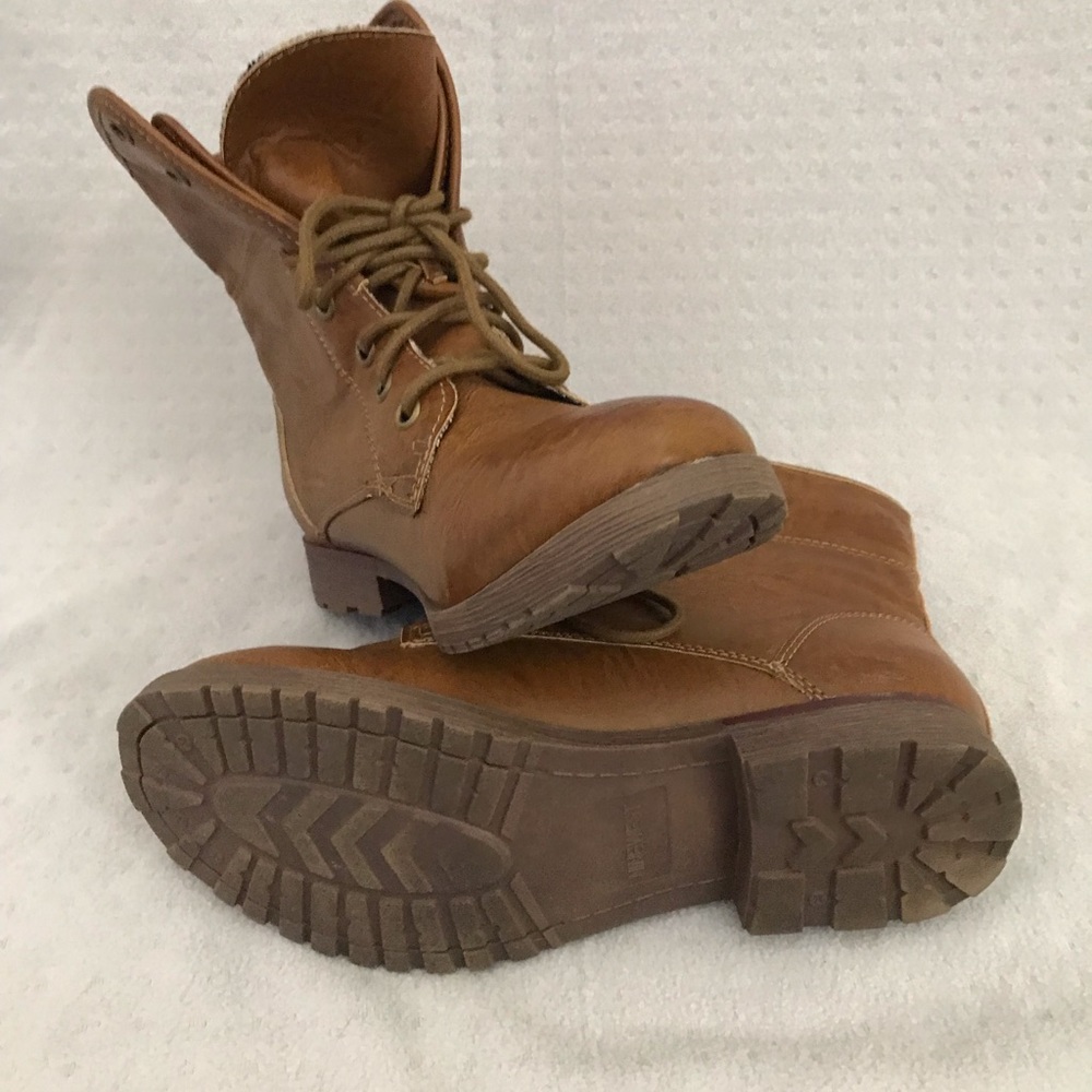 Nine West  Brown ankle botties  size 7 - Picture 2 of 6